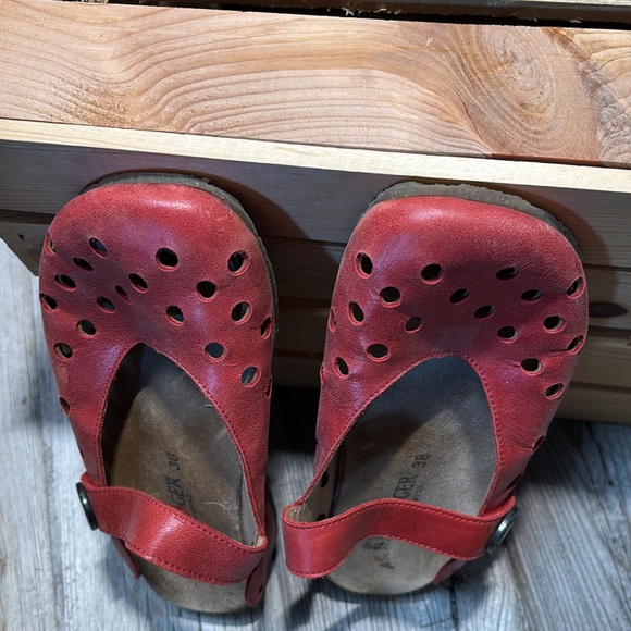 Haflinger Red Leather Clogs Mules Size 38 - Picture 6 of 10